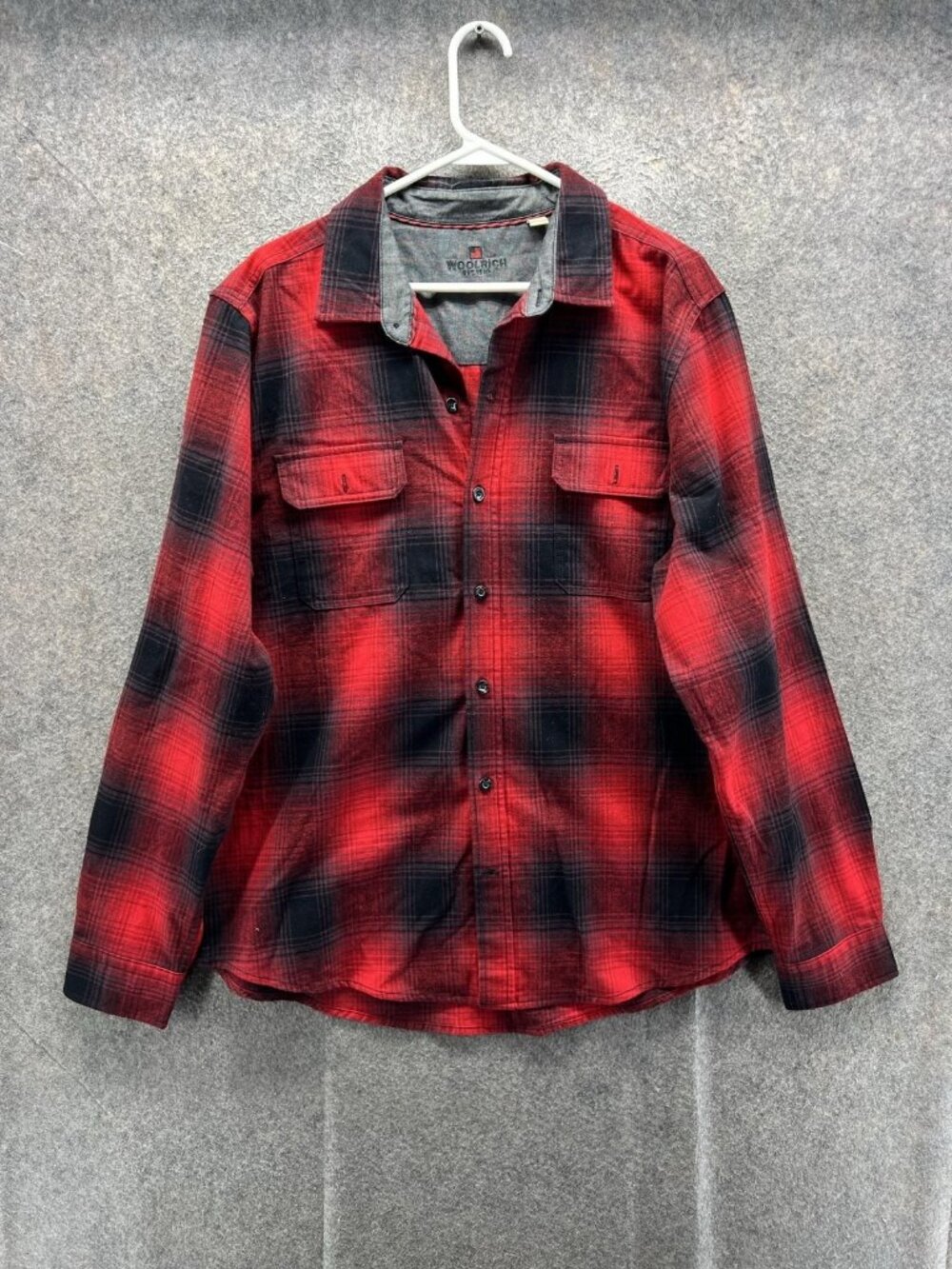 Woolrich Shirt Men XL Red Plaid Flannel Long Sleeve Button Up Casual Pockets